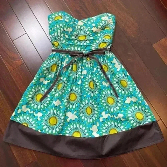Trixxi Strapless Fit & Flare Dress Sweetheart Neck Green Black Floral Size XXS - Picture 8 of 15